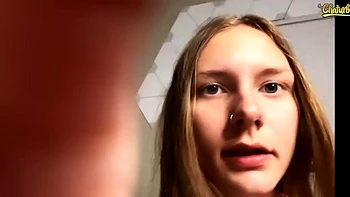 Suce, levrette et chevauchée pour couple amateur