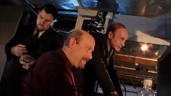 Savannah Gold mama e cavalga com peitões