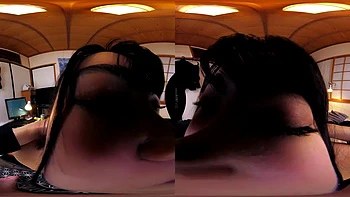 Japanische VR: Ölige Titten, Blowjob & Handjob