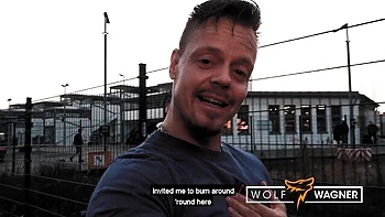 Немецкая любительница трахается с боссом на улице