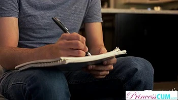 Cielo West wettet, dass Kerle nicht halten können, während sie großen Schwanz lutscht