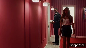 Jessi Rae rousse se fait baiser en profondeur par le gros BBC d'Isiah