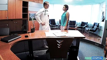 Curvy office teen sucks big cock and gets fucked