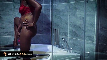 Brunette Babe Masturbates Solo In Bath