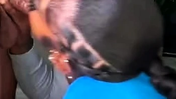 Шлюха из Walmart Минхх сосёт большие чёрные члены