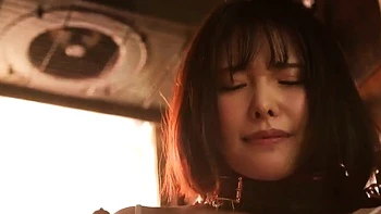 La hermanastra asiática siempre quiere mi polla