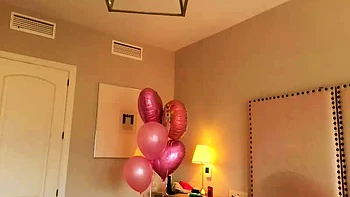 Blondes Babe fickt hart beim Blowjob