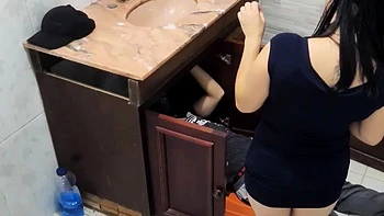 Husband almost catches wife fucking plumber