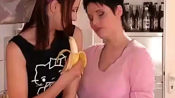 Lesbianas alemanas follando morenas