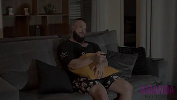 Rousse suce grosse bite en levrette et cowgirl