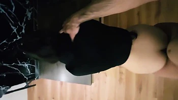 Follando a criada hijabi con garganta profunda