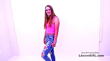 Cute 18yo Beauty Gets Pussyfucked At Casting