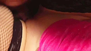 Nataliya Bazin transa hardcore com ruiva russa adolescente