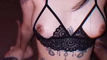 Asiatica ardiente en POV: chupada, perrito, misionero