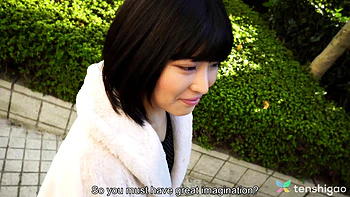 Pequeña asiática Eri Morimiya follada duro en hotel, mamada y misionero sin censura