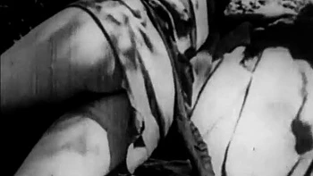 Amateur reitet Schwanz im Vintage-Style