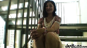 Sereia japonesa amadora fodendo em HD