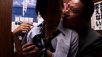 Pipe asiatique et sexe hardcore