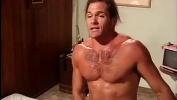 Большая Жопа Лижется и Трахается Миссионерской