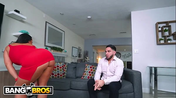 BANGBROS - Peter Green Seduced By Camila Cruz's Curvy Stepmom Carmela Clutch