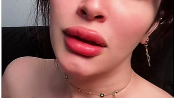 Mira Nouri chaude en blowjob solo, bondage et bukkake