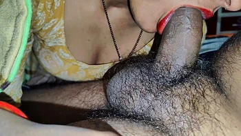 Indische Frau schluckt meine heiße Sau