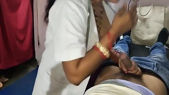 Doutora me fodeu forte durante exame