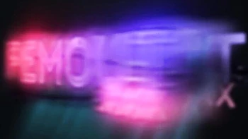 Süße Tgirl Tootsie onaniert im Rock