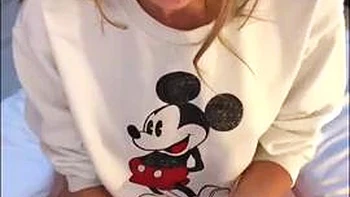 Violet Myers chupando fundo - POV blowjob hardcore