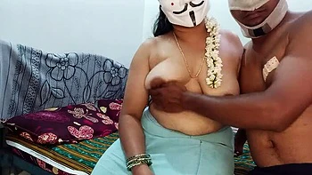 Meine Frau fickt meinen Freund hart – Desi Tante mit BJ & Doggy