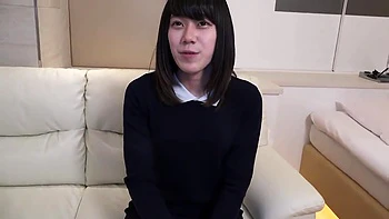 Adolescente asiática seduz no casting amador japonês POV