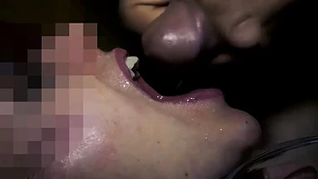 Liter Sperma für die dreckige Schlampe