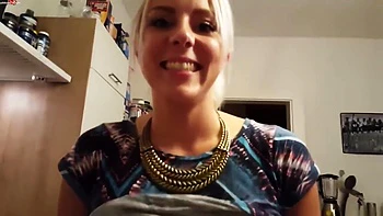 El hermano de mi novia le folla el culo profundo POV