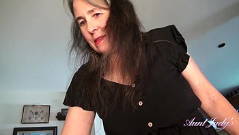 Грейс соблазняет и ебёт твой член