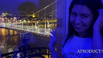 Eine Nacht mit Katty West in Budapest: tiefes Schlucken, Gesichtsbesamung, Pissen, Rimming