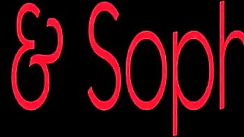 Chaton trans baisé dur en cul nu hardcore