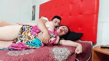 Трахаю мою индийскую мачеху Ki Jawani в ночь появления рогоносца