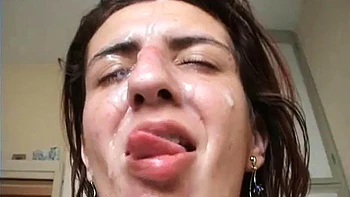 Brasilianische Latina Amateur wird Doggy gefickt