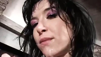 Tiffany Hopkins’ Interracial Dreier: Blasen, Doggy, Reiten