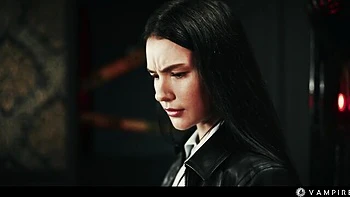 Tiffany Tatum domine et contrôle l'esprit de son esclave