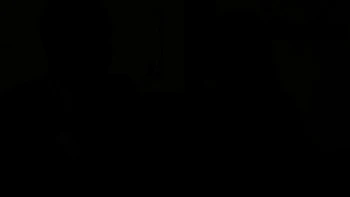 Mujer pelirroja Marie McCray follada por swinger