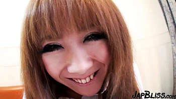 Молодая азиатка-любительница в похотливом стэп-фантази трахе