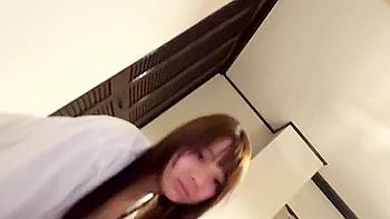 4751641 We Took Some Sexy, Makeup-free Photos Of This Idol-worthy Girl During Her Summer Vacation