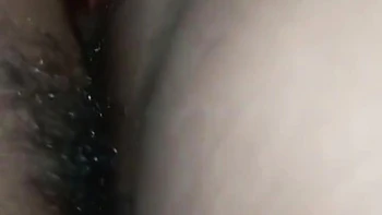 Amadora indiana peluda faz uma mão dura