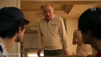 Brune asiatique folle et non censurée