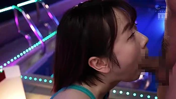 Buceta asiática explodindo em orgasmos