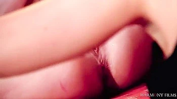 Jasmine Jae y Barbie Sinss follando lesbiana con tetas grandes