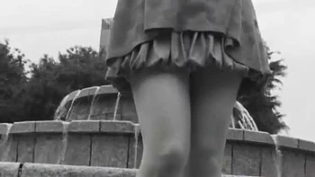 Нао Мидзуки сосёт член, горячая девка