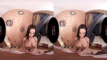 Bruneta fodida em VR: boquete, cowgirl e doggy