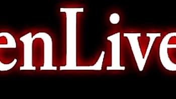 Блондинка с огромной грудью Мэгги Грин мастурбирует и доминирует